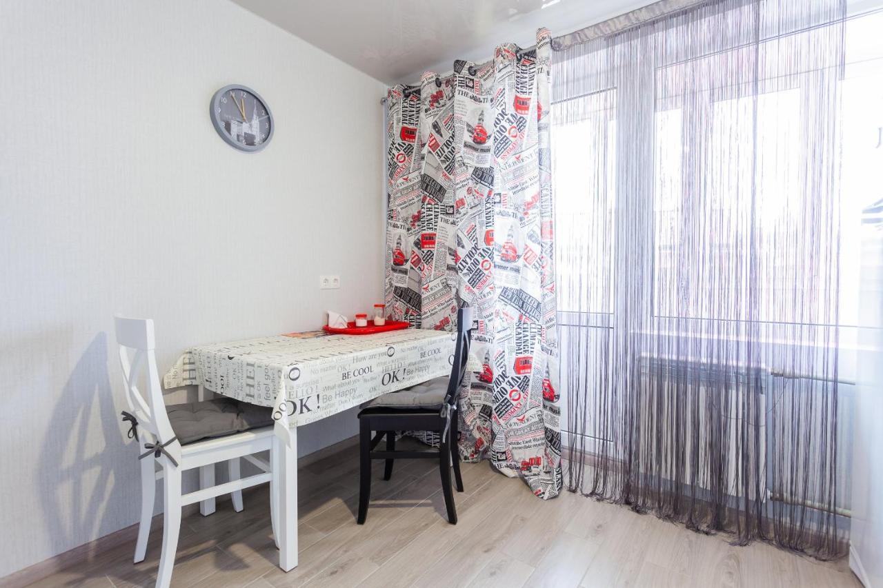 Obolon Metro Station Apartment Kiev Ngoại thất bức ảnh