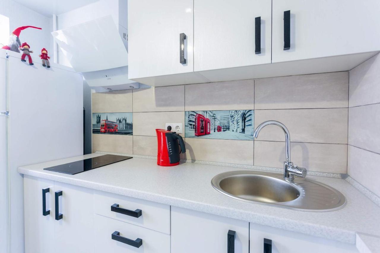 Obolon Metro Station Apartment Kiev Ngoại thất bức ảnh